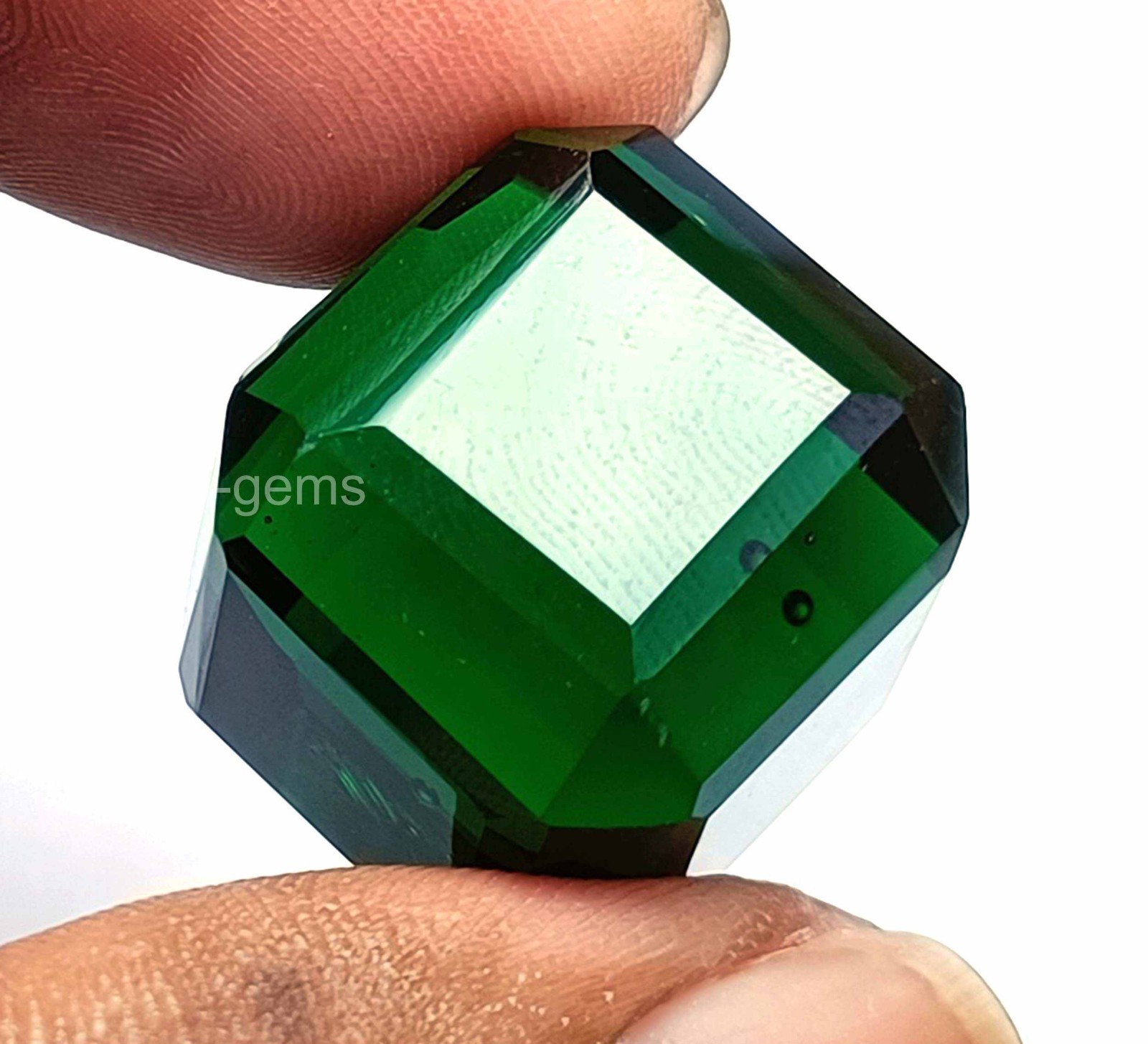 40 Carat Natural Green Emerald – Cube Cut IGL Certified Collector Gemstone 5DNJ