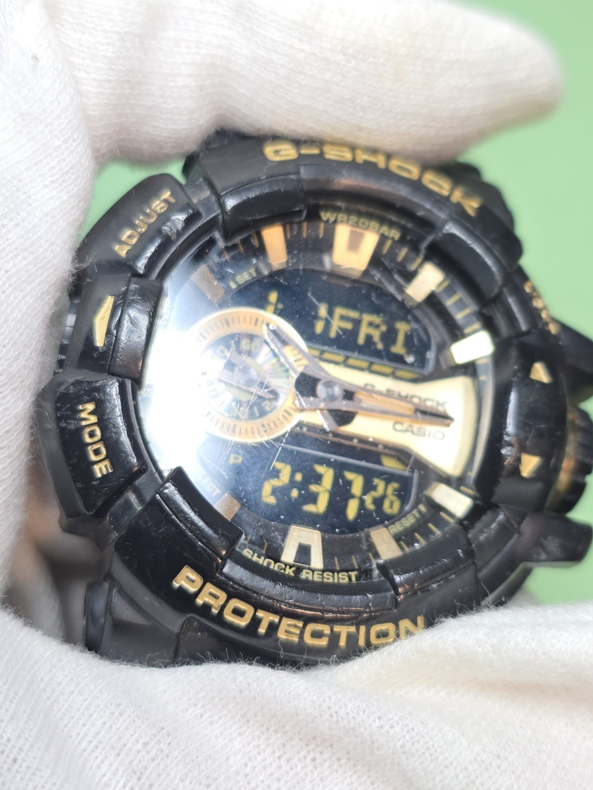 CASIO G-SHOCK GA-400GB-1A9 New Battery Look at pictures