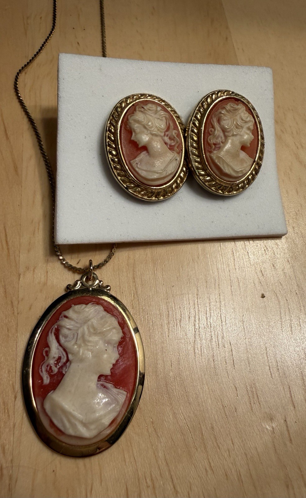Lot of Cameo jewelry