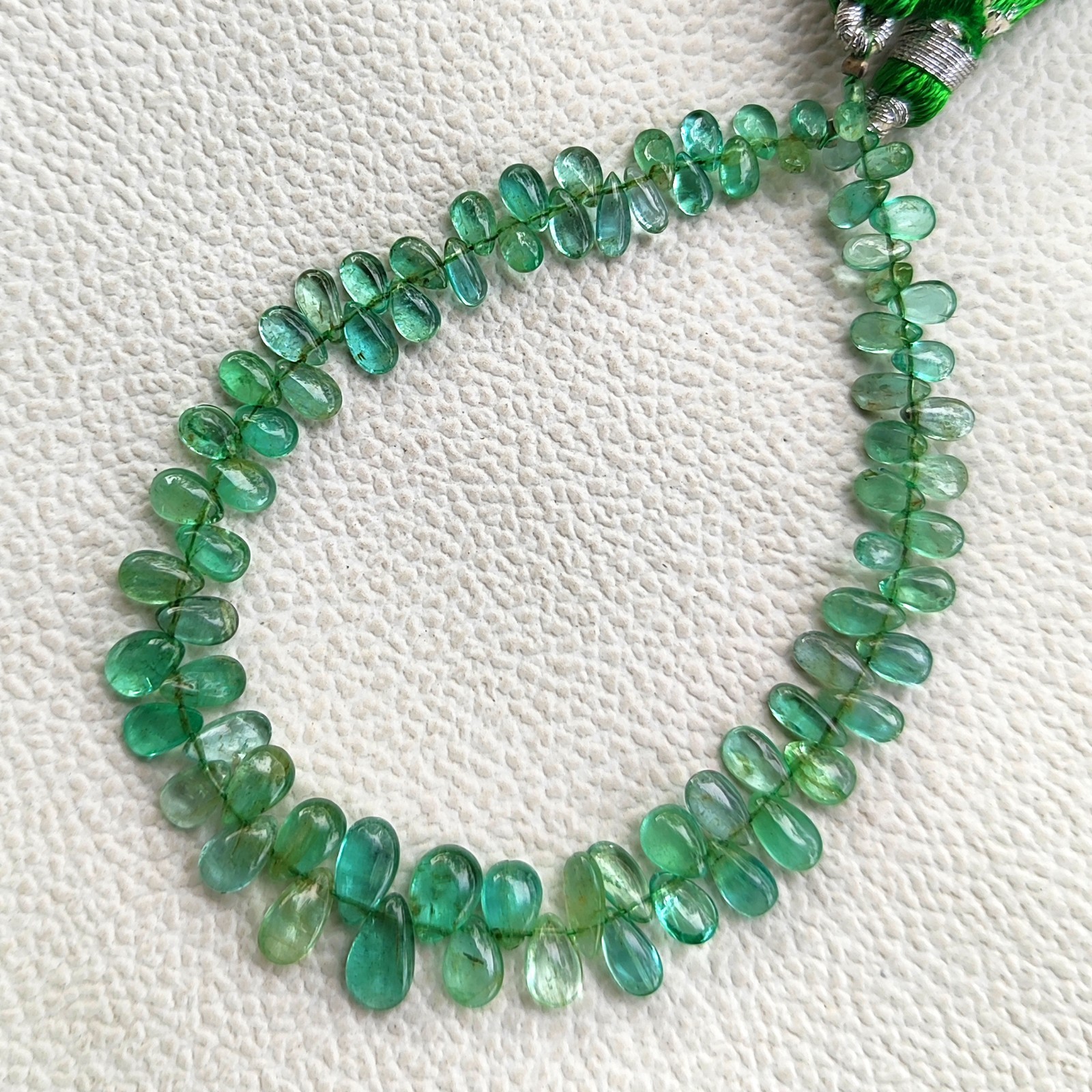 Madagascar Green Apatite Gems 5×3-7x5mm Smooth Pear Beads 7″ Jewelry Strand
