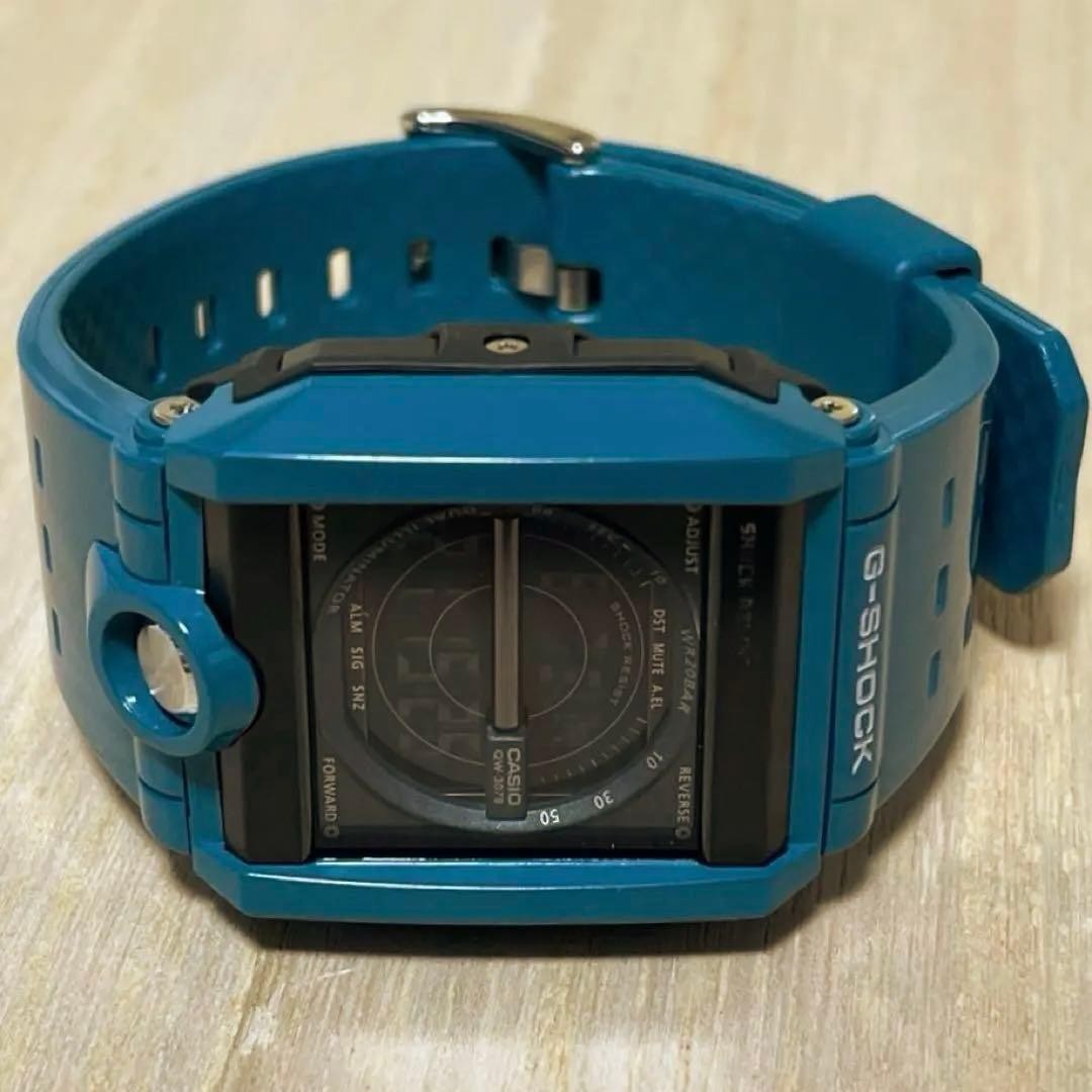 Discontinued Near Fully G-SHOCK G-8100 Turquoise Blue With Box