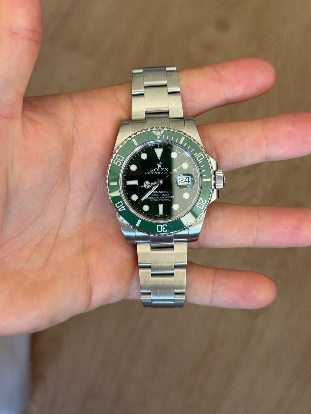 Rolex Submariner Hulk 116610LV Green Bezel Green Dial Stainless Steel Box Paper