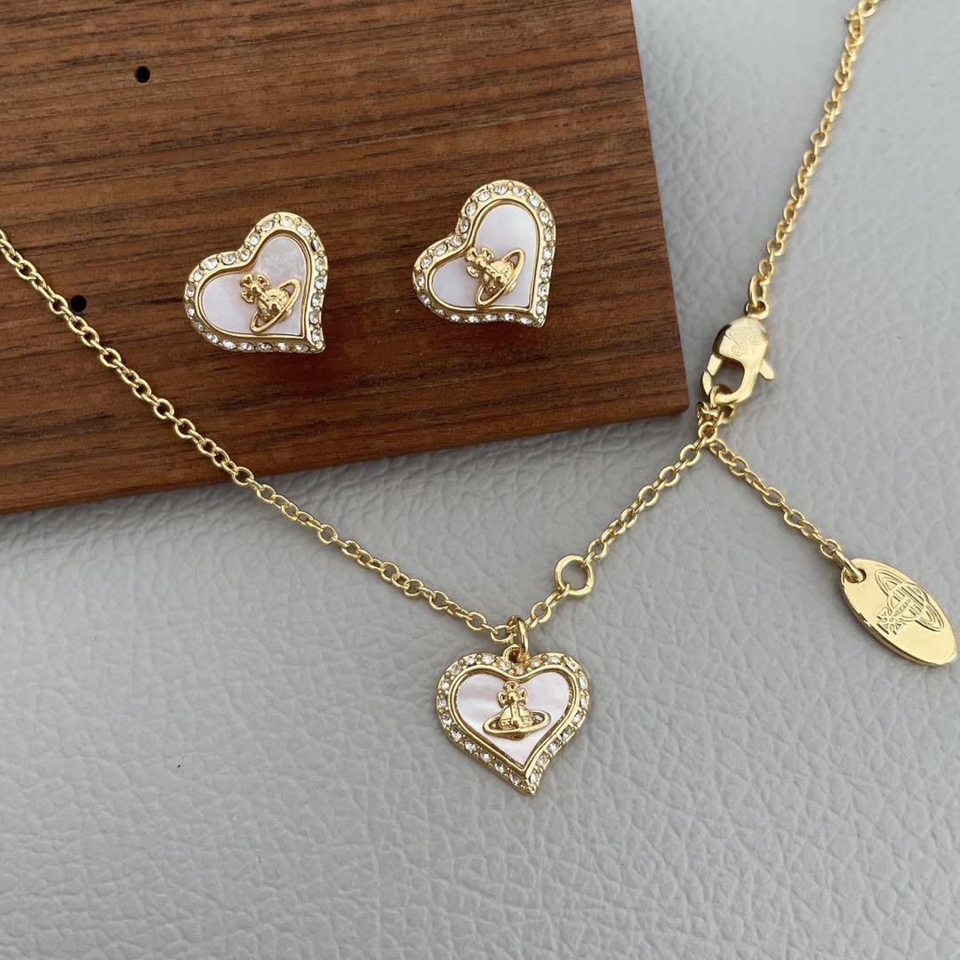 Petra Heart Shell Necklace Earrings Set Gold With Pouch