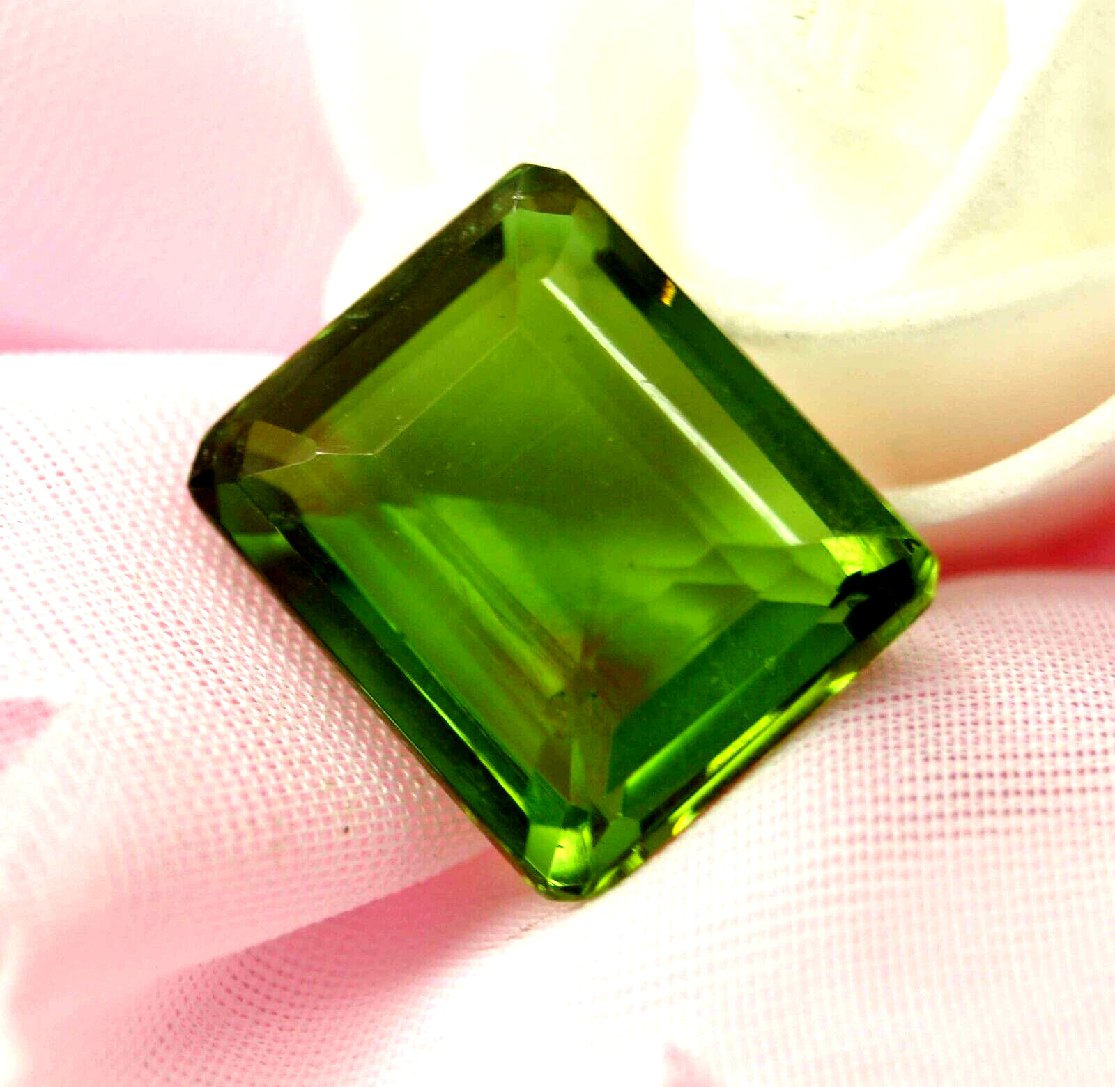 17.50 Ct Natural Flawless Alexandrite Color Change Emerald Loose Gemstone Cut