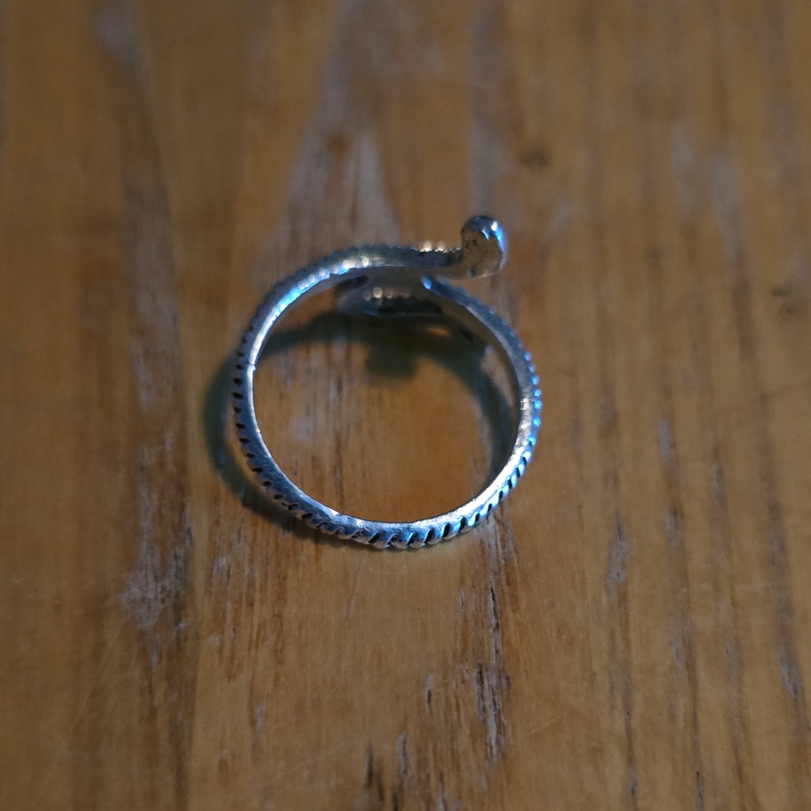 Silver Tone Snake Wrap Metal Ring Adjustable Size 7.25 No Stone