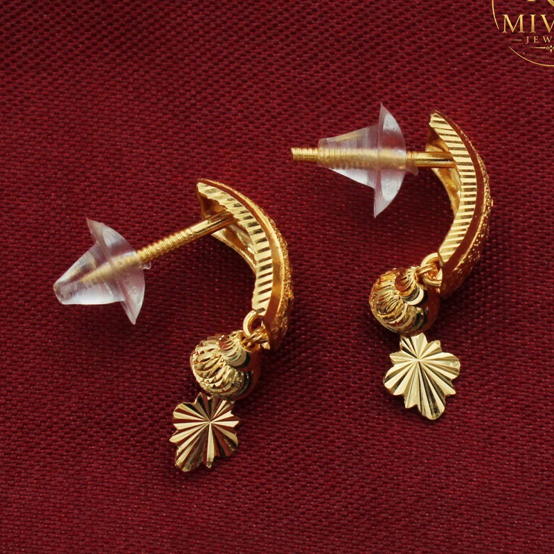 22K Gold Stud Earrings 2.8g BIS 916 Modern Bright Gold Jewelry