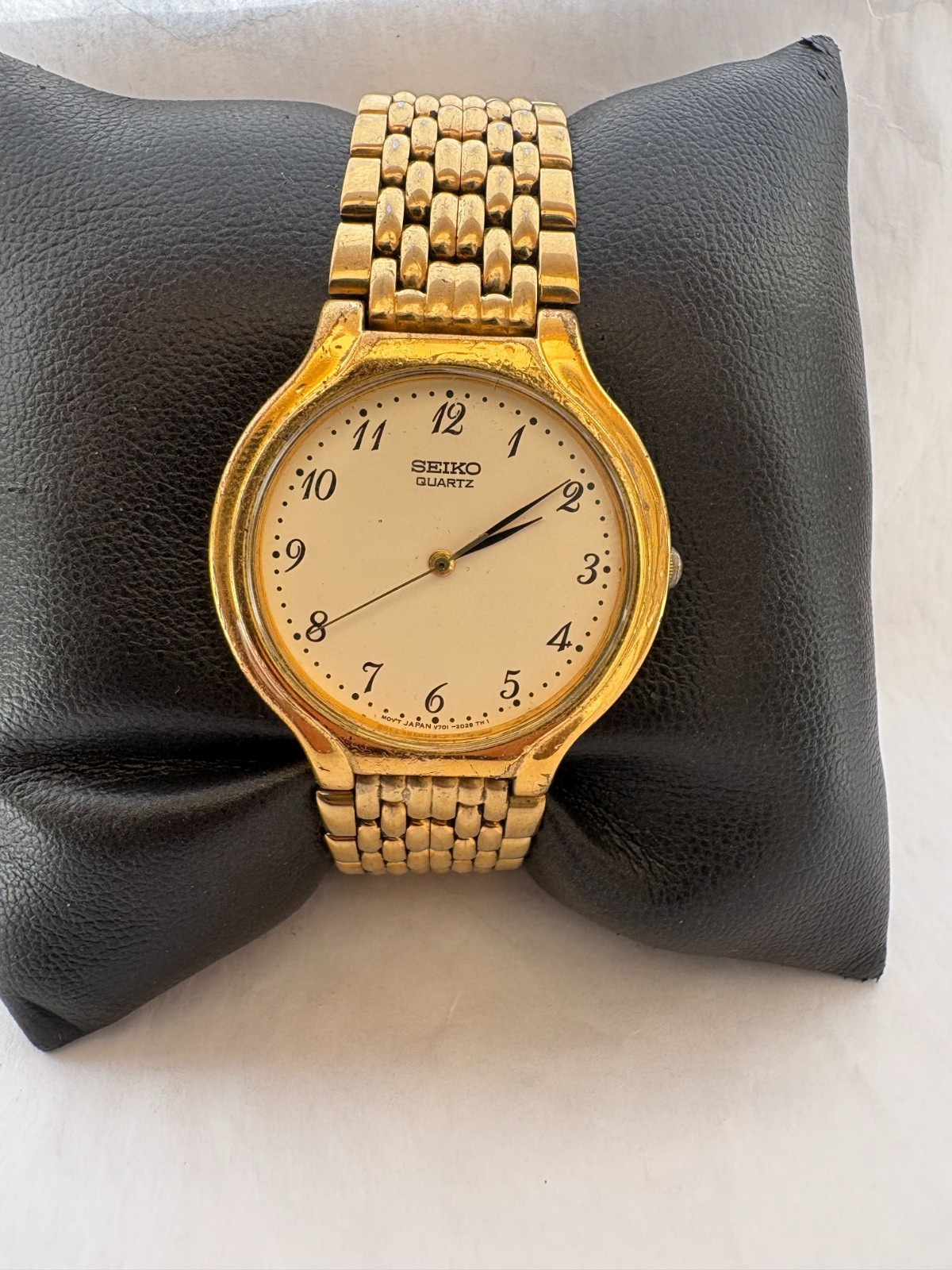 Seiko Mens Slim Vintage Quartz Gold Plated Bracelet Watch V701-6160
