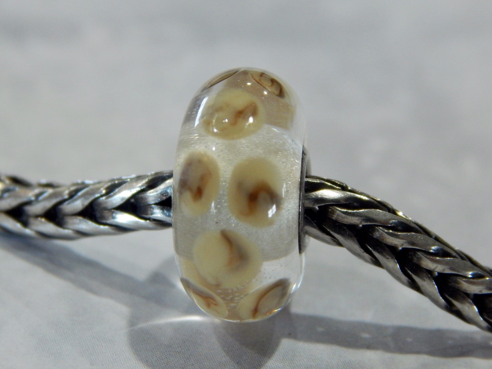 TROLLBEADS Fur Dot BEAD #1 RARE & RETIRED 2008 MUSEUM BEAD (ONE BEAD) NEW!