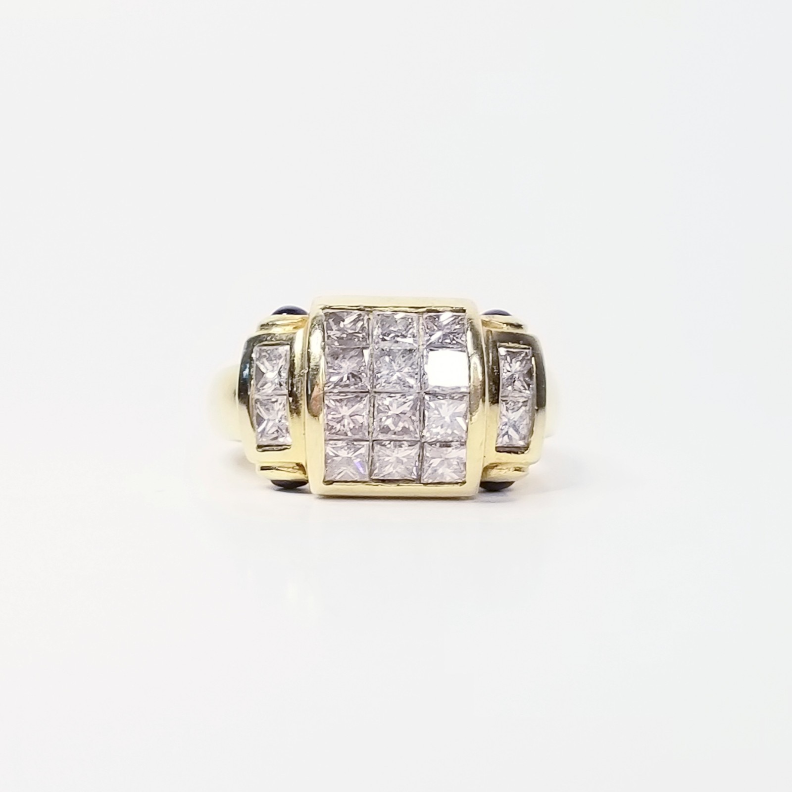 18k 2.0CTW Diamond Ring w/ Cabochon Sapphire Accents Size 6.45 – Great Condition
