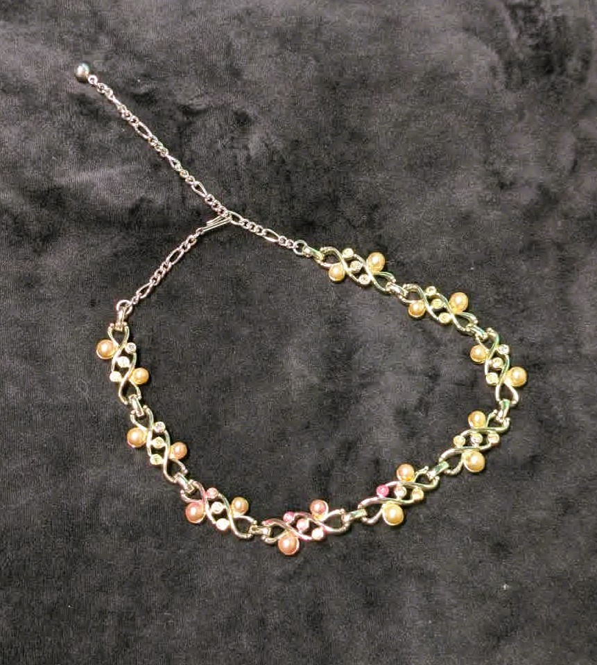 Vintage Pastel Pearls and Rhinestone Choker Necklace Fashion Jewelry