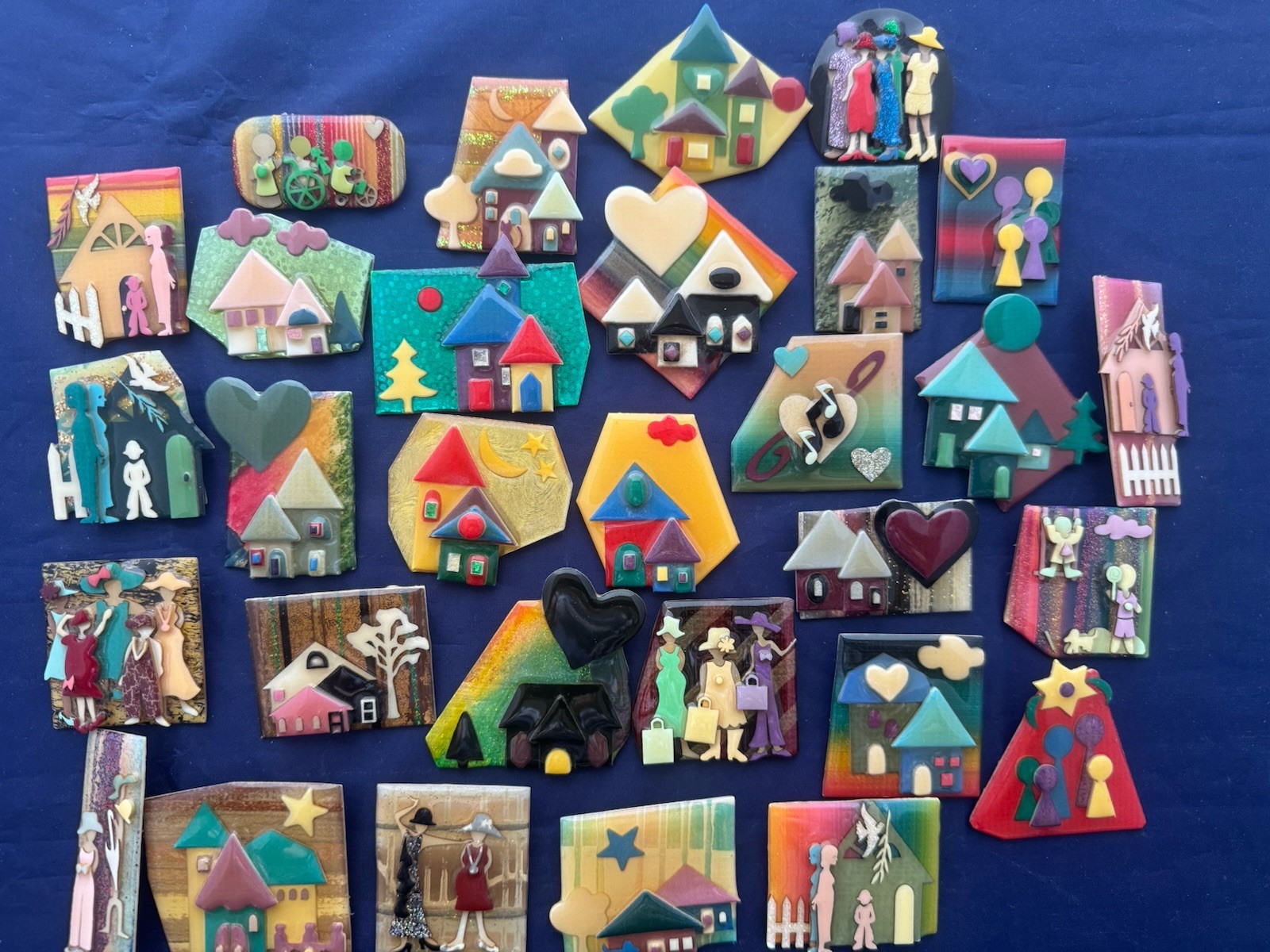 Vintage Jewelry Lot Lucinda Pin House Pin Woman Little People Etc 30 Pc Fun!