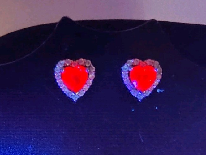 925 Sterling Silver Heart Ruby CZ Halo Stud Earrings Tested 5.7mm 1.64g