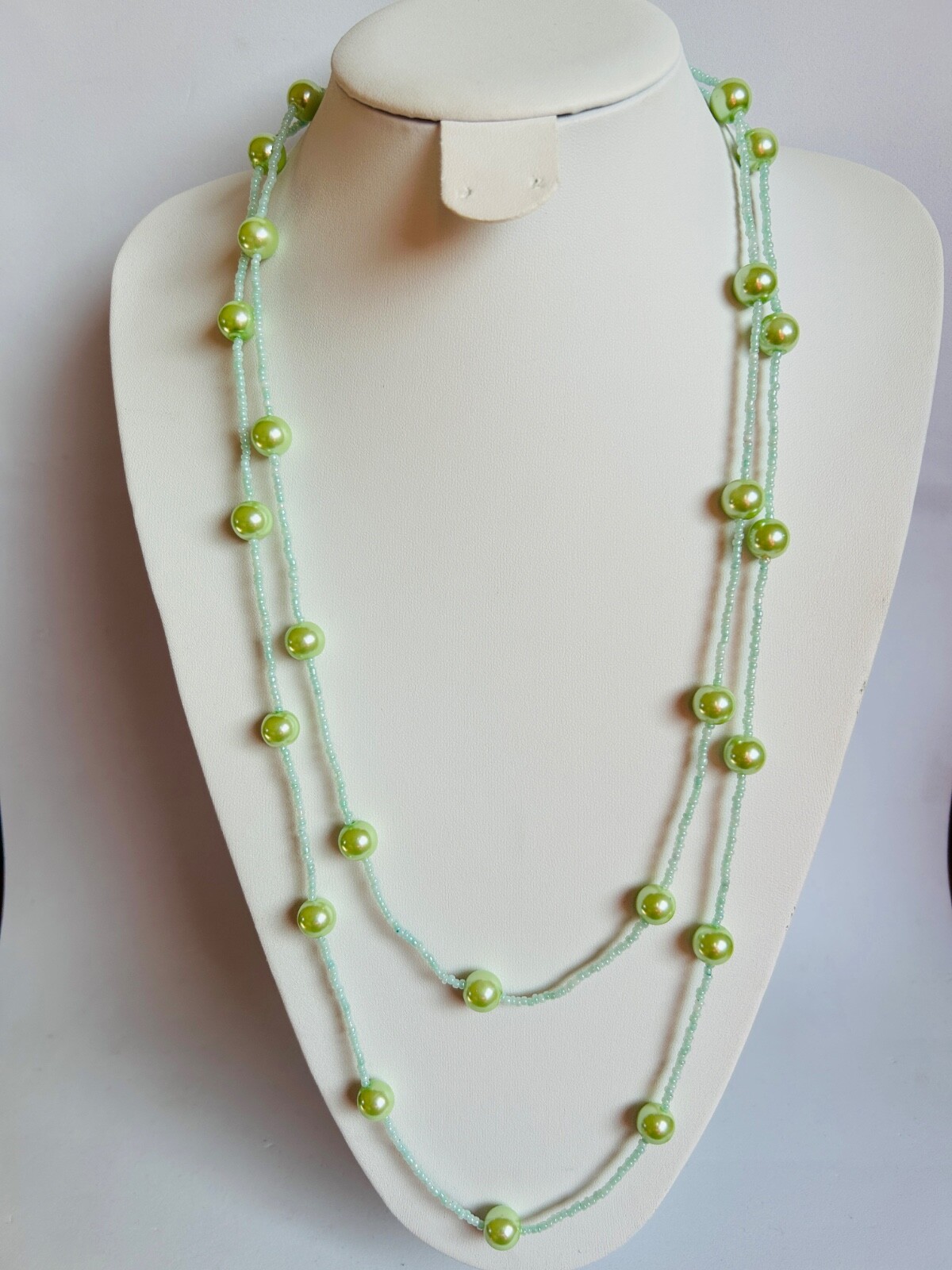 Vintage Green Mint Glass Seed Beads Necklace Jewellery