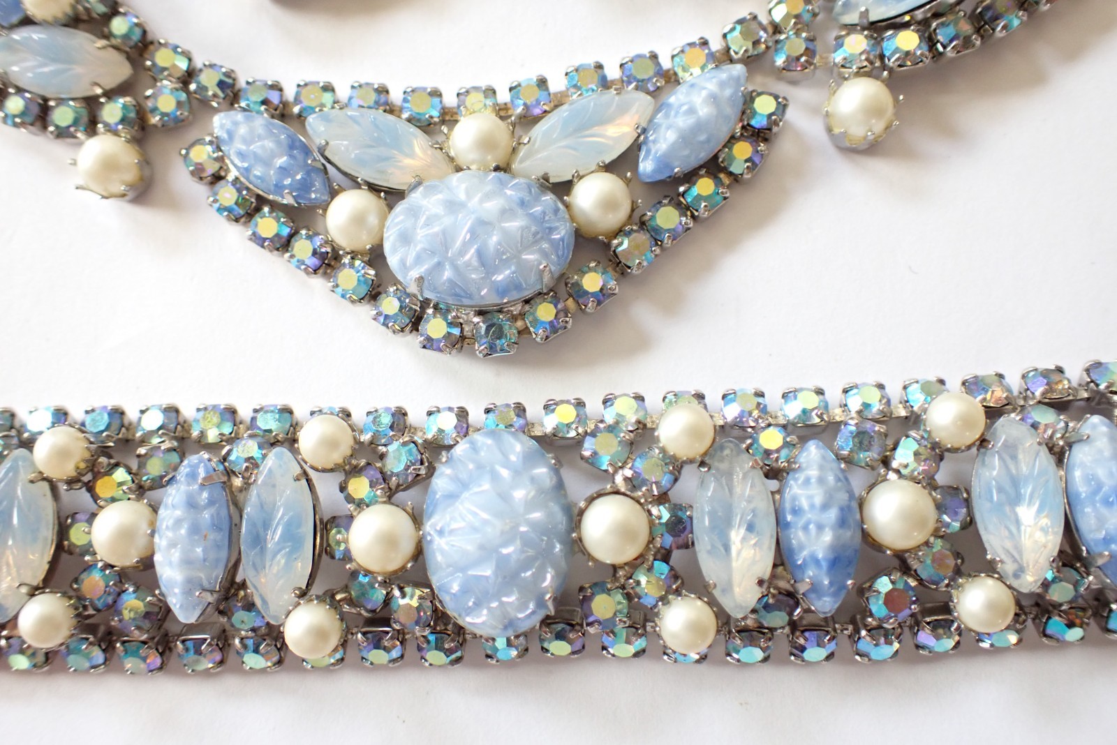Vintage Juliana Style Blue Rhinestones Pearls Necklace Bracelet Earrings Set
