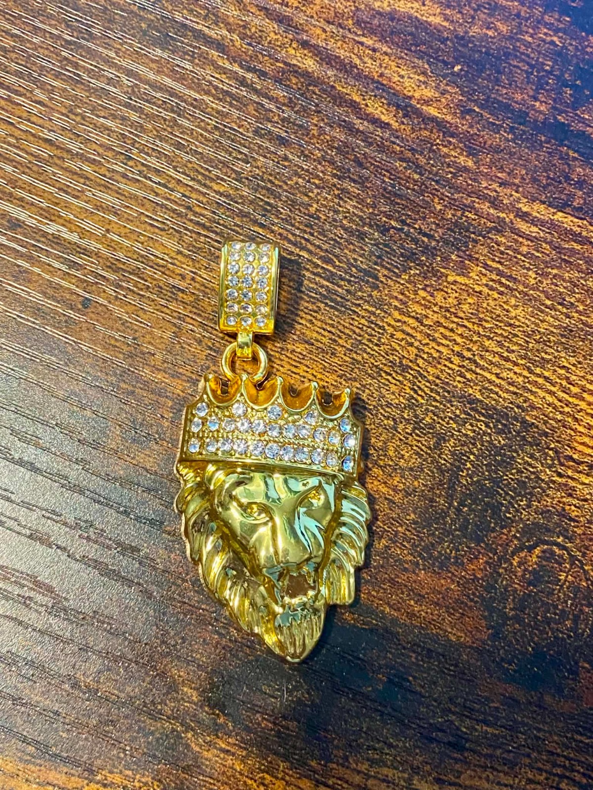 Iced 14K Gold Tone Lion Head Crown Pendant Leo Zodiac Hip Hop Jewelry Unisex