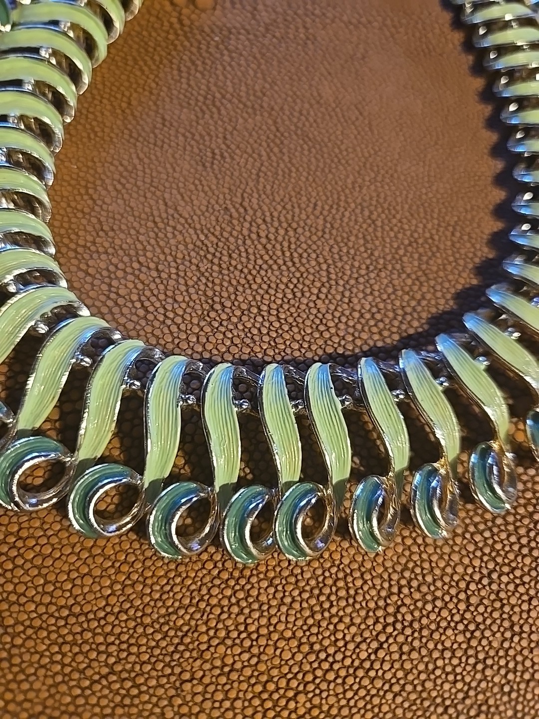 Vintage Trifari Style Collar Necklace Green Enamel Goldtone Egyptian Rev Linked