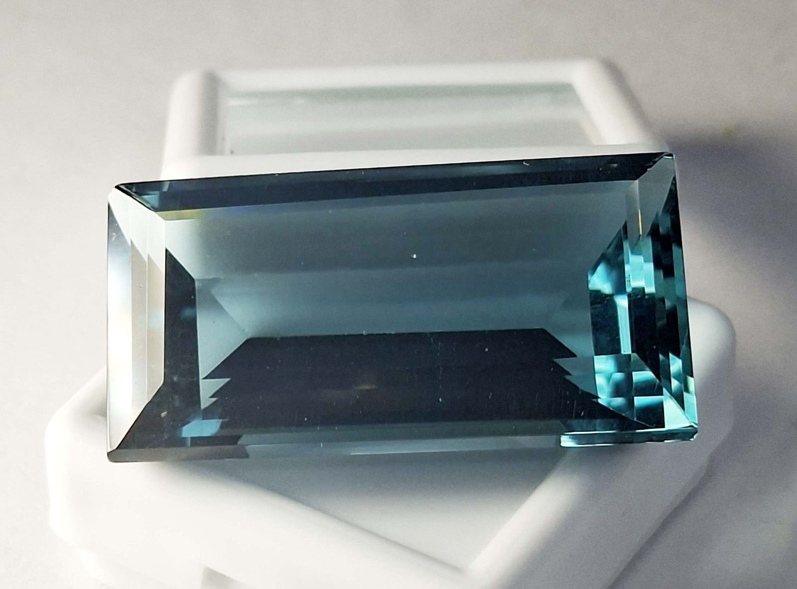 Natural Baguette Cut Tourmaline 44-46 Carat Certified Loose Gemstone TQ1740