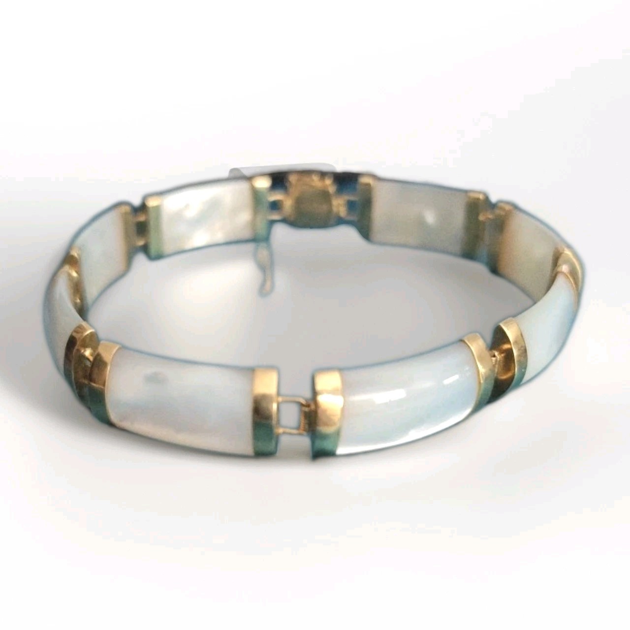 14K Yellow Gold Mother Of Pearl Gemstone Panel Tennis Bracelet Vintage Push Lock