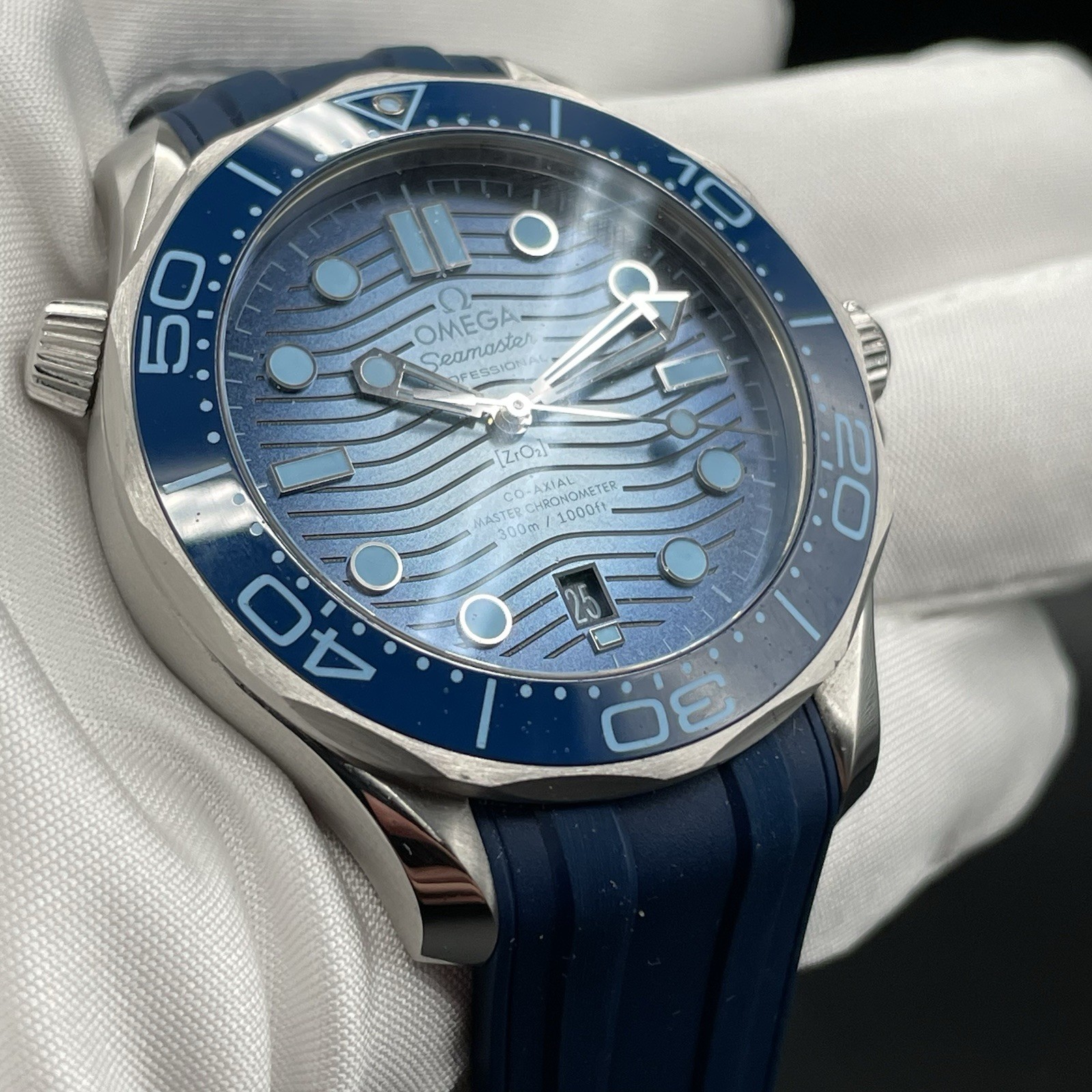 OMEGA Seamaster Diver 300M 210.32.42.20.03.002 Summer Blue – Full Set