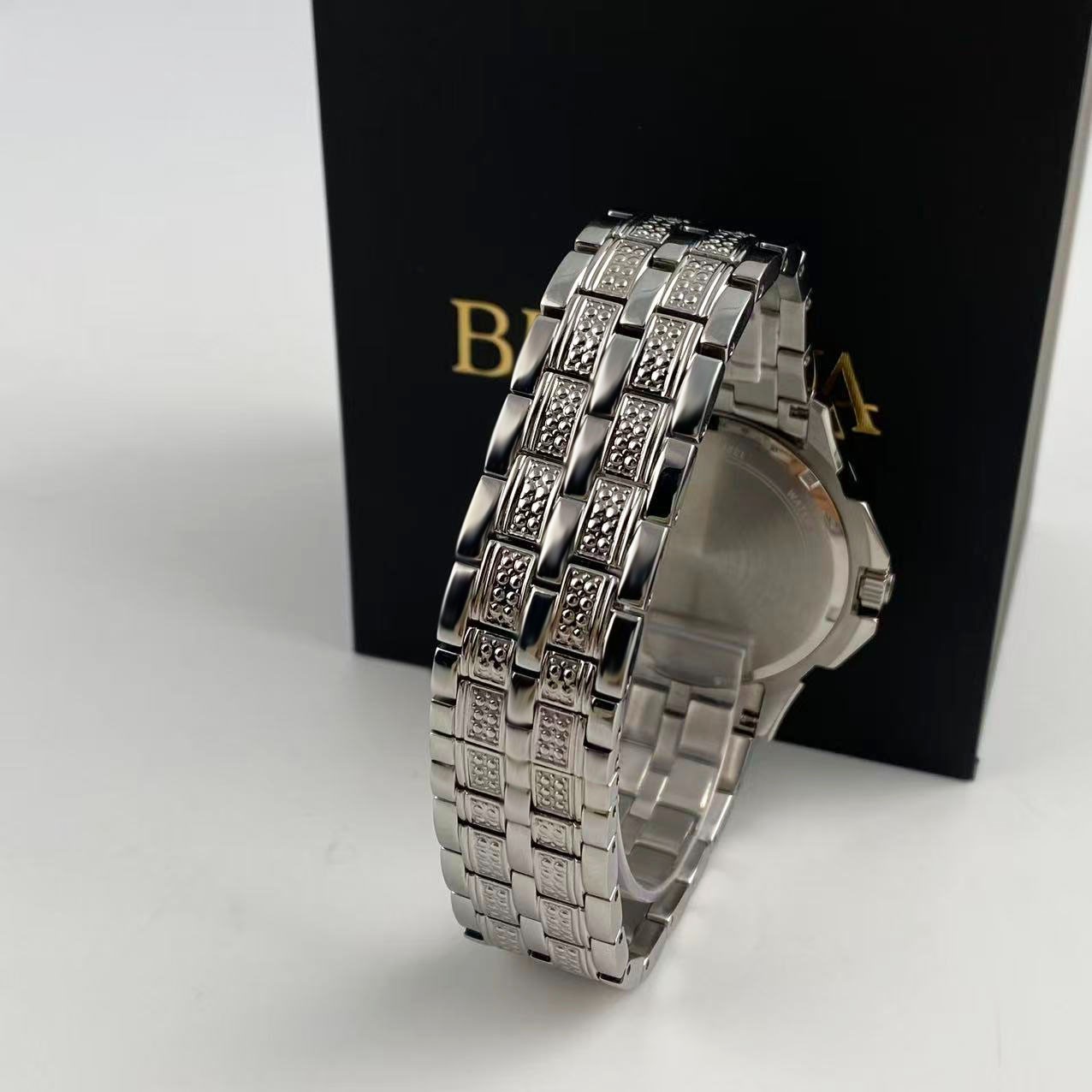 New Bulova Octava Crystal Men’s Quartz Watch White Dial Stainless Steel 96C134