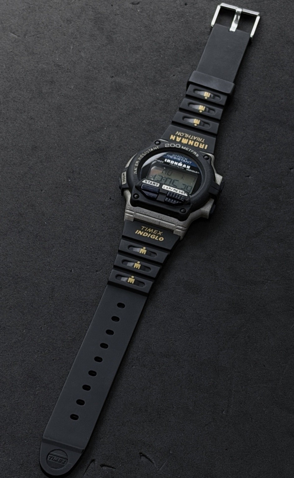 Vtg 2002 TIMEX Ironman 200M Men’s 44mm Digital Watch Black Gray Yellow 8 Lap