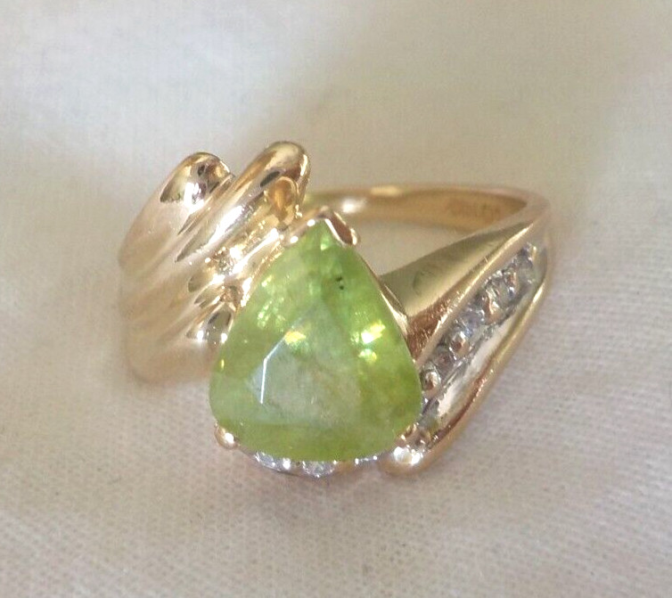 Solid 14K Yellow Gold Lime Green Sphene Diamond Ring – 4.70 gms, Sz6.75, 2.56 ct