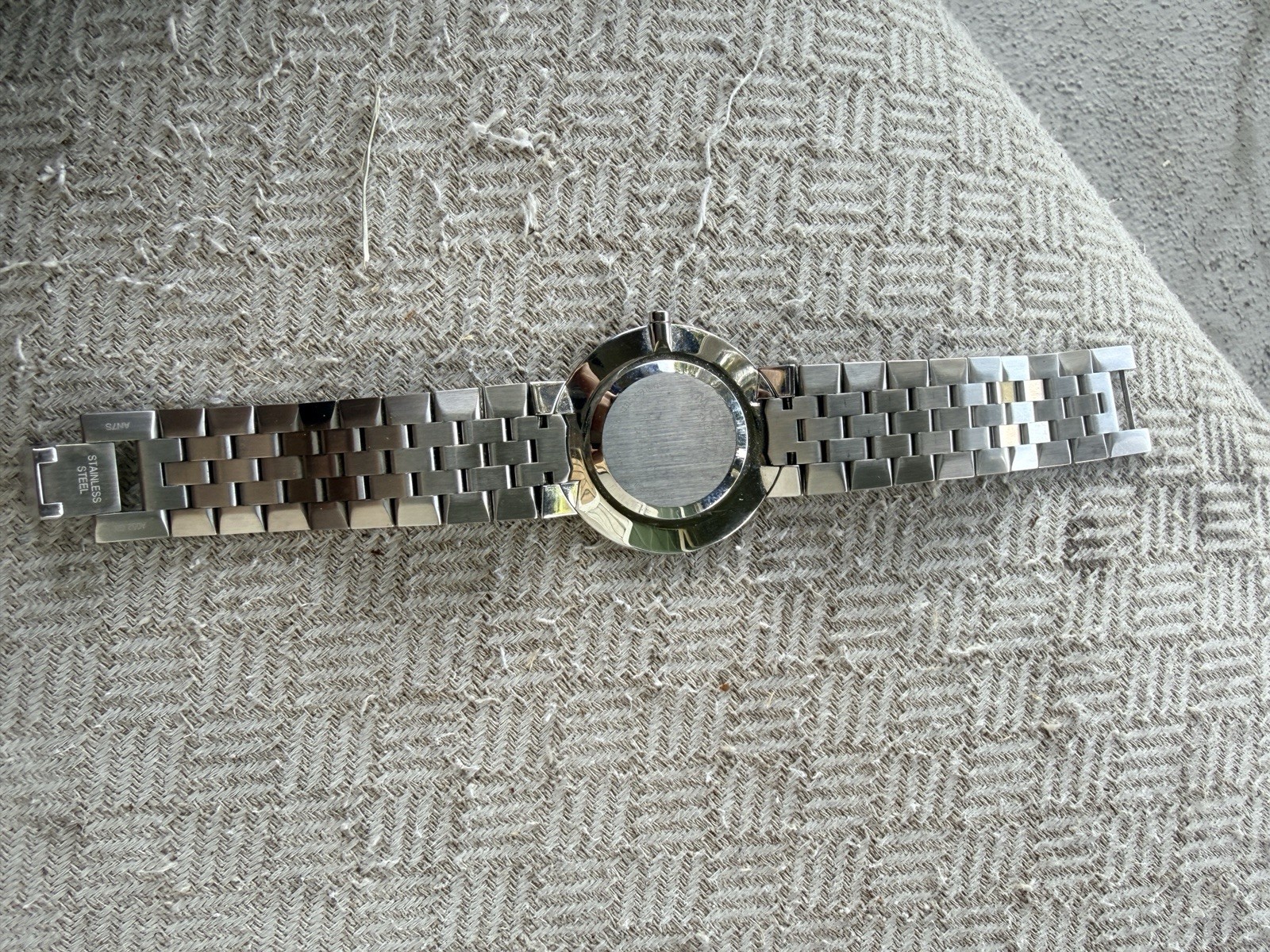 Movado Faceto Men’s Luxury Quartz Watch – Swiss Movement, Stainless Steel 39mm