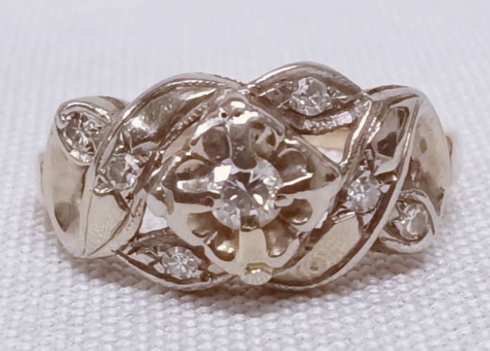 14k White & Yellow Gold Floral Diamond – Size 5.25 – 3.0g