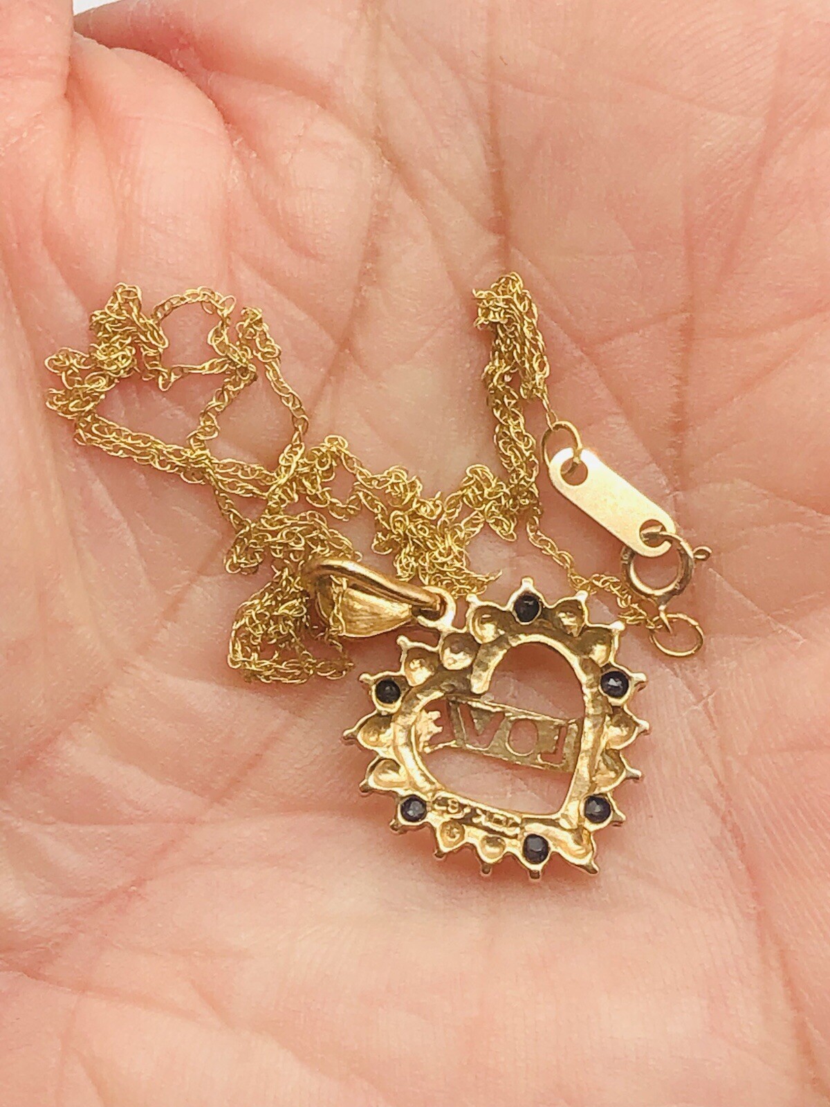 Vtg 10K Yellow Gold Diamond Blue Sapphire Hear Love Pendant Necklace 1.95g – 18”