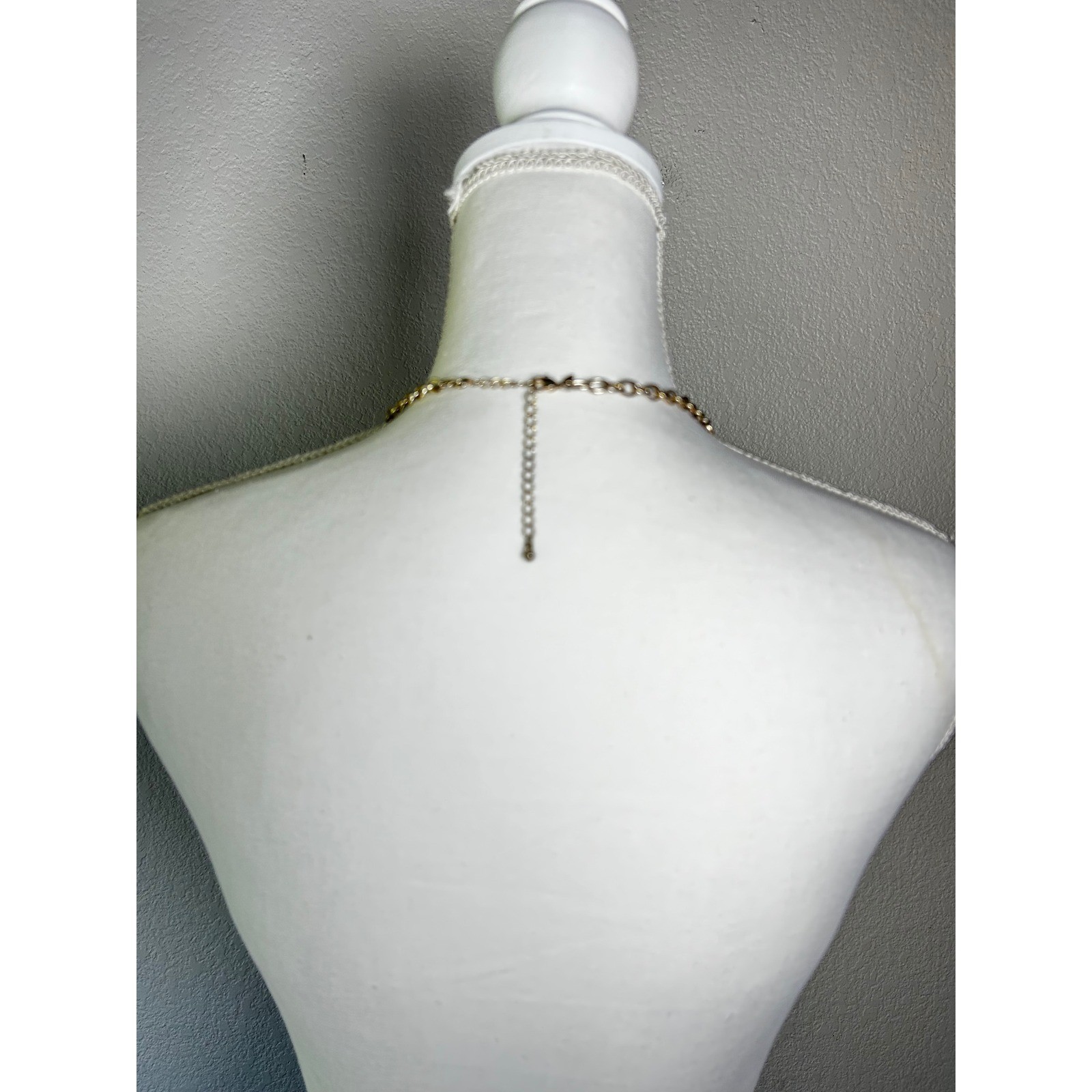 Gold Tone Layered Chain Necklace Boho Textured Circle Oval Links Adjustable 33in