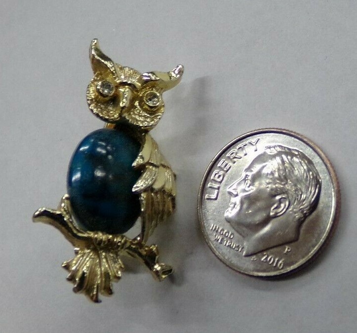 Vintage Gold Tone Owl Brooch With Blue Cabochon Belly Brooch Signed Gerry’s