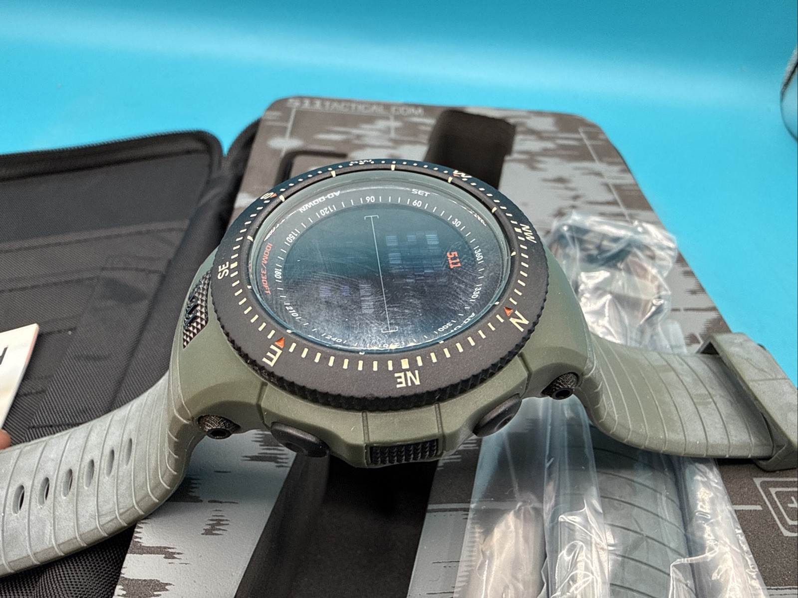 511 5.11 Tactical Field Ops Watch (59245) Green with Case Military Sure Shot