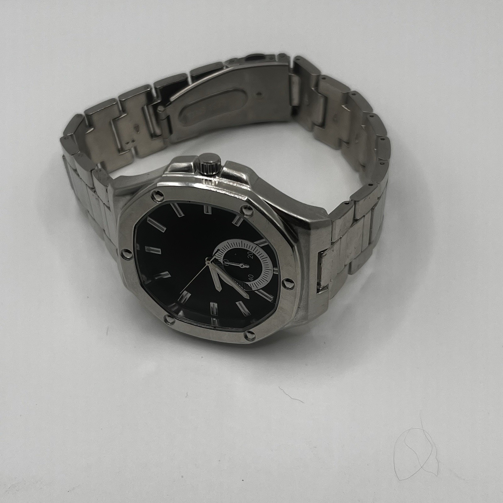 Accutime Watch Corp Silver & Black Watch Pc21J – NEW Battery!