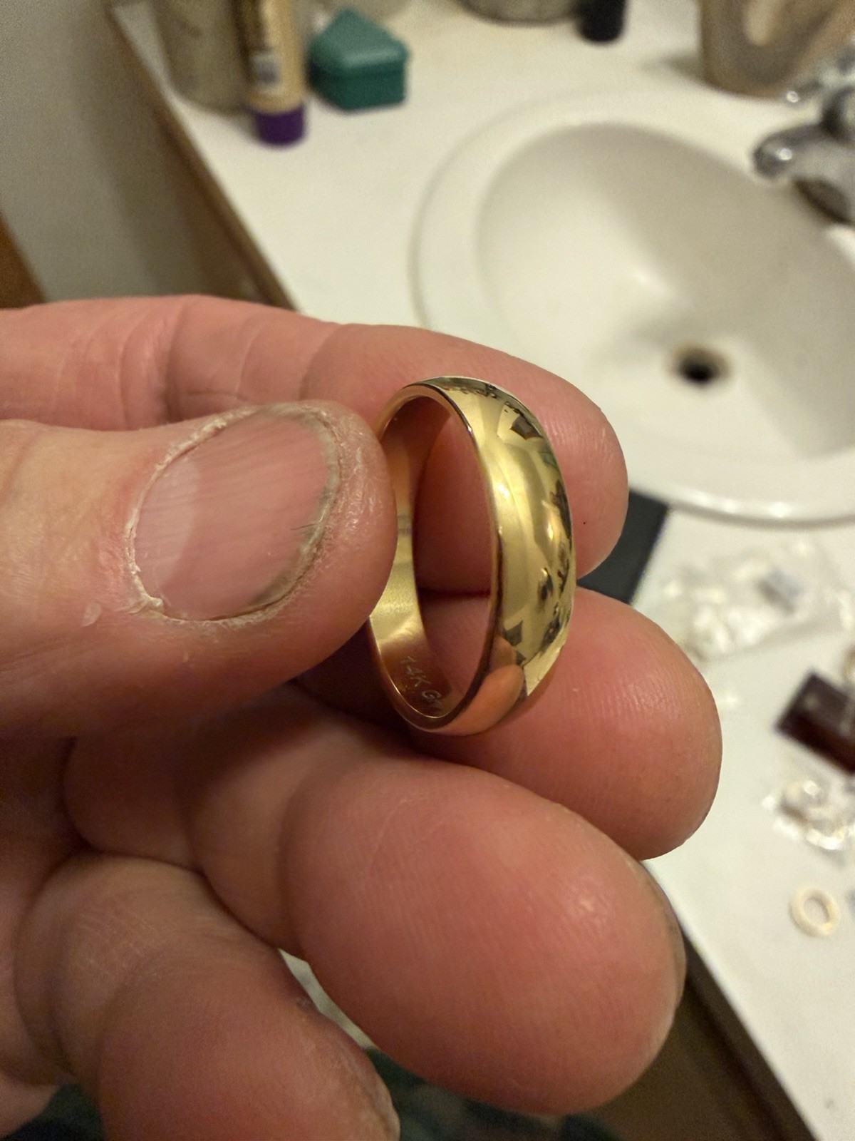 HIS/HERS/ Wedding/Anniversary Ring/14Kgf JEWELERS ESTATE weighs3.5 gram size10