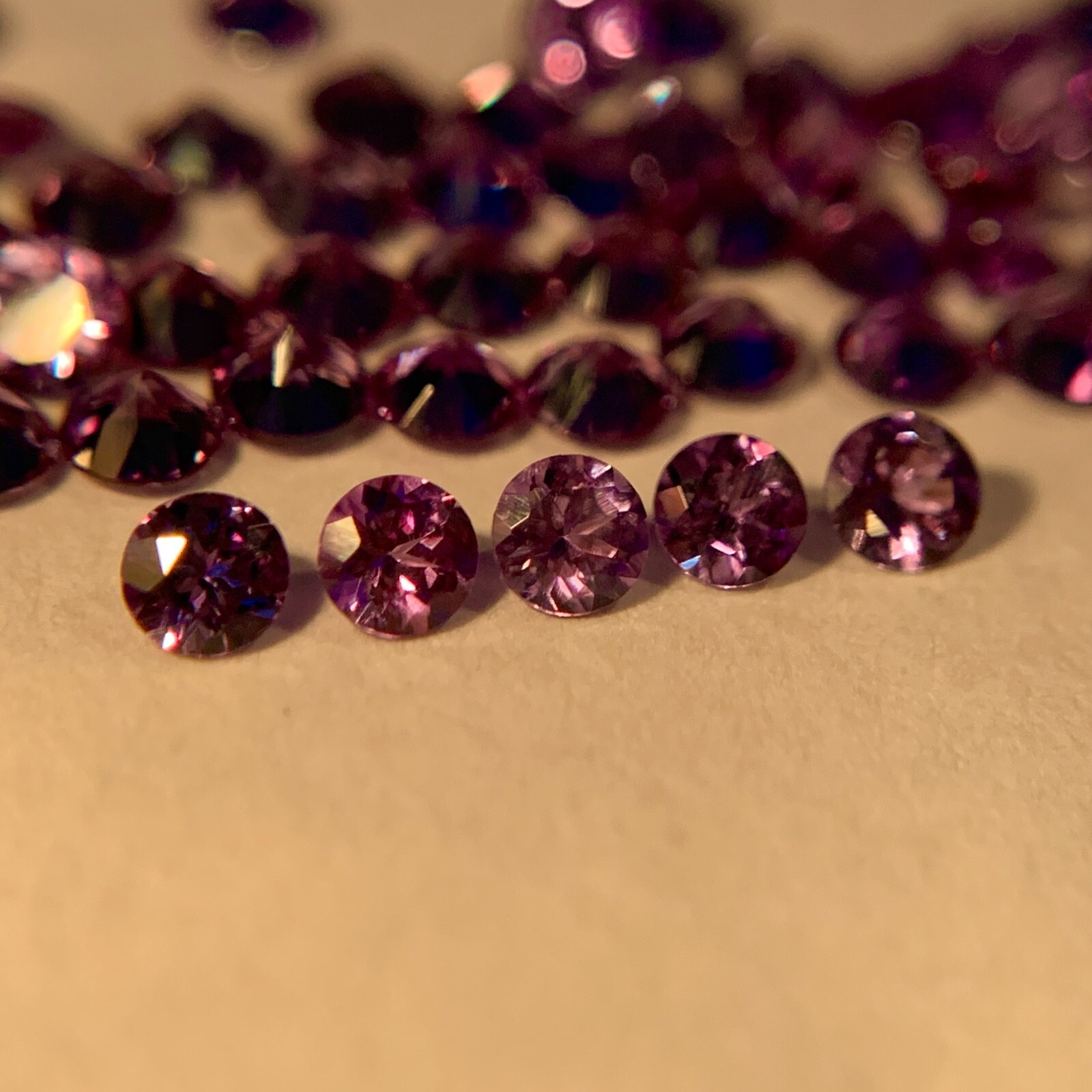 Natural Color Change Garnet Lot 1.5 to 2.5 MM Round Shape Faceted Gemstone Lot