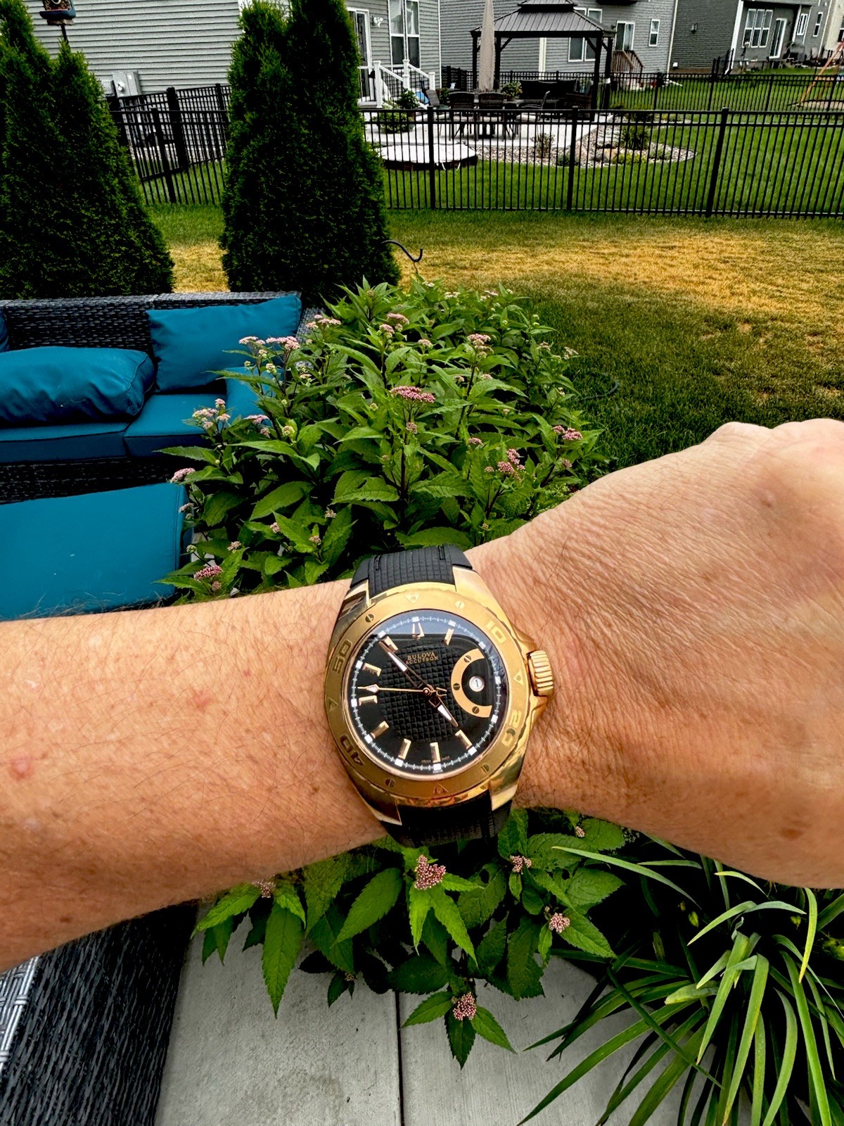 Bulova Accutron Curacao 64B108 Swiss SW200 Automatic 300M Dive Watch Full Kit