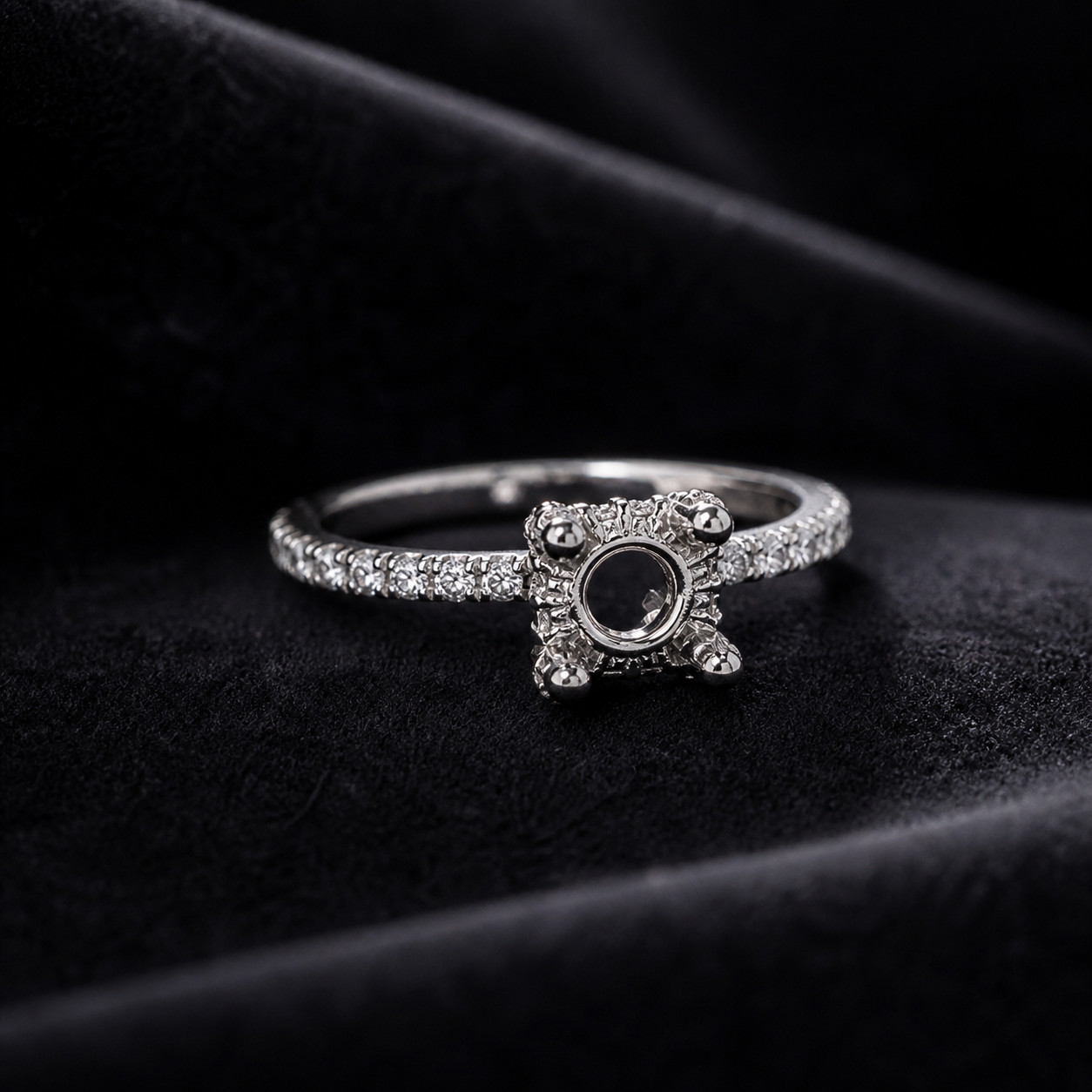14K White Gold Diamond Halo Semi Mount Ring for 7mm Center | 0.70ct H SI