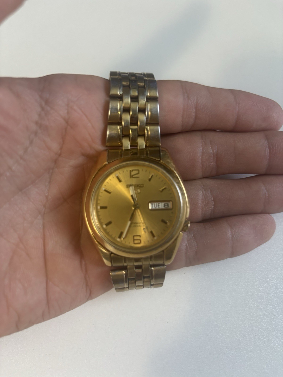 Seiko 5 Automatic 21 Jewels 7S26-01V0 All-Gold Model Day Date Men’s Watch 30 MM