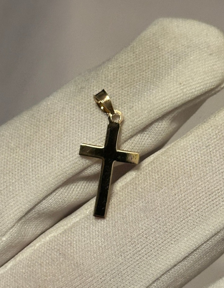 14k Yellow Gold High Polish Cross Necklace Pendant Charm NEW 0.43 Grams