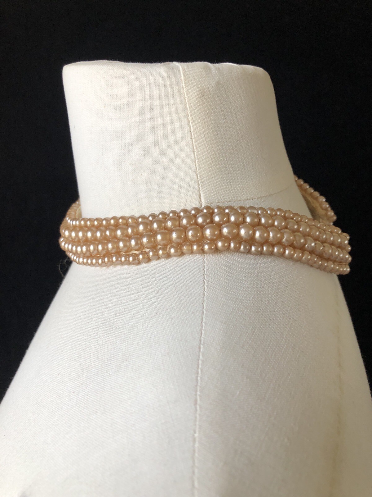 VTG Faux Pearl Beaded Necklace /Collars (4) Japan 1 Bar & Beards Top Hit Fashion