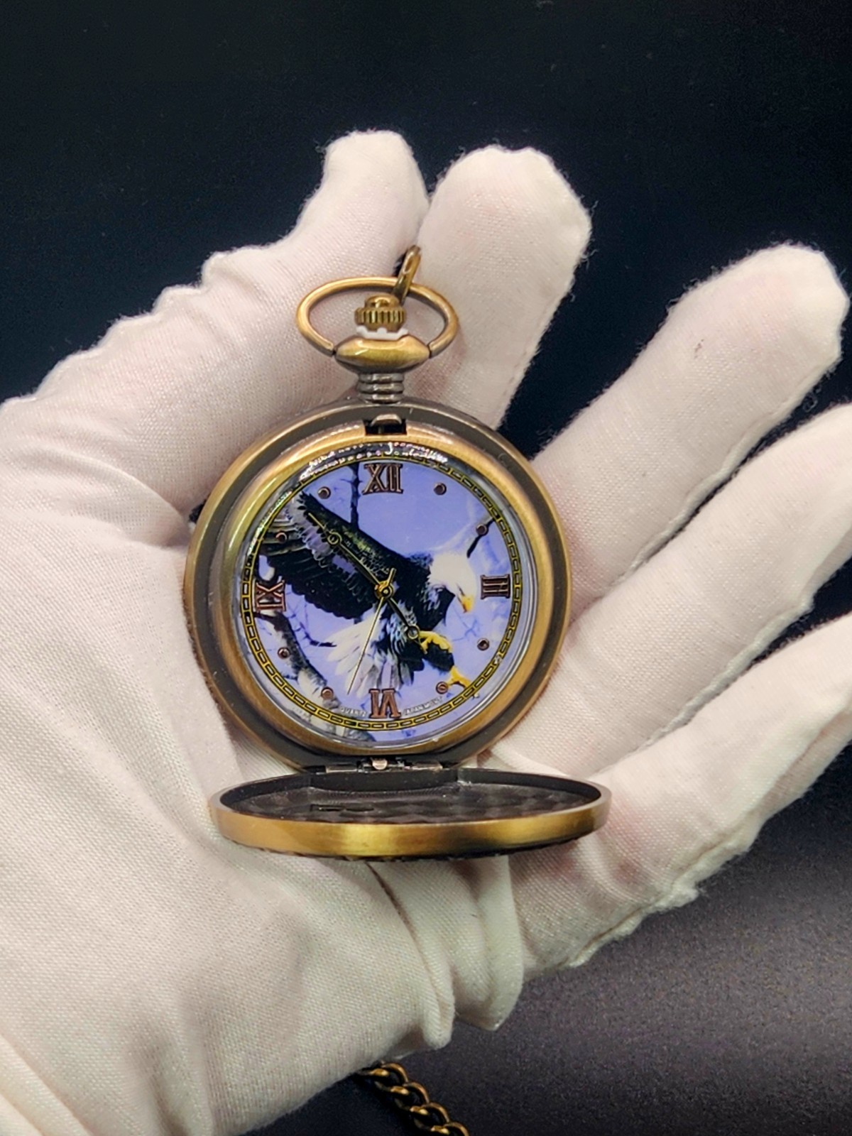 American Bald Eagle Pocket Watch Flying Raptor Vintage Style Bronze Collectible