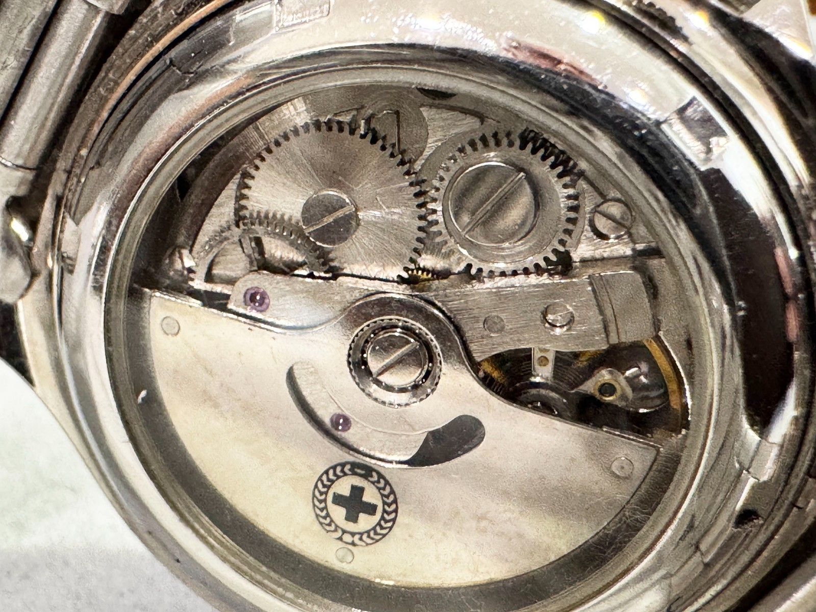 Vintage Swiss Army Automatic Men’s Watch – 38mm – Swiss Automatic Movement