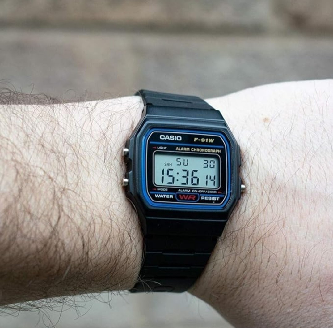 Casio F-91W Classic Digital Watch Black – Alarm Chronograph – Lightweight