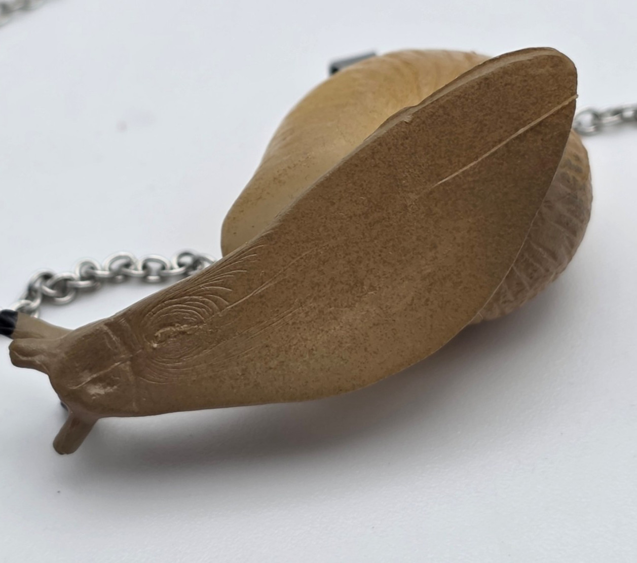 Brown Resin Snail Pendant Necklace Silver Tone Rolo Chain 18.5 In Whimsical