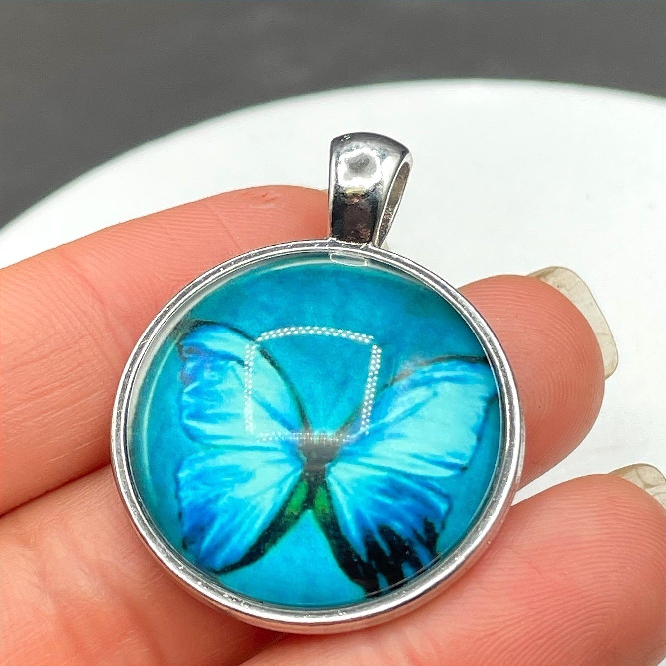 Vintage Clear Blue Cabochon Butterfly Sunburst Radial Pattern Pendant Necklace