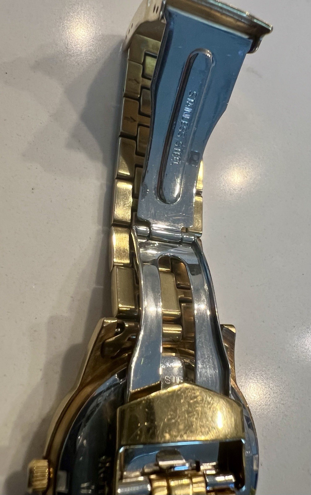 Nice 2006 Bulova Unisex Date Watch