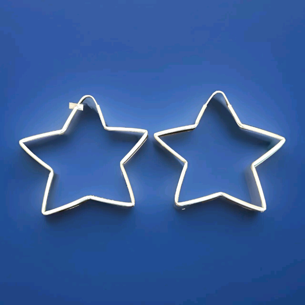 Erick’s Sterling Silver 2 3/8 in. Wide Tubular Star Hoop Earrings Taxco.925