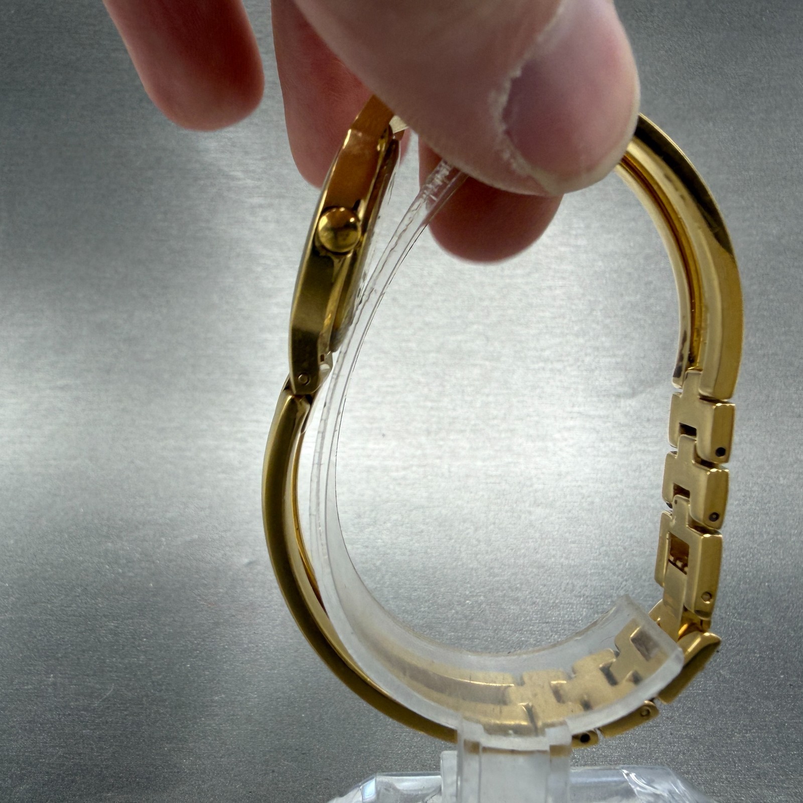 Movado Amorosa Watch Women 24mm Black Dial Gold Tone Round 88 E4 1842 New Batt H
