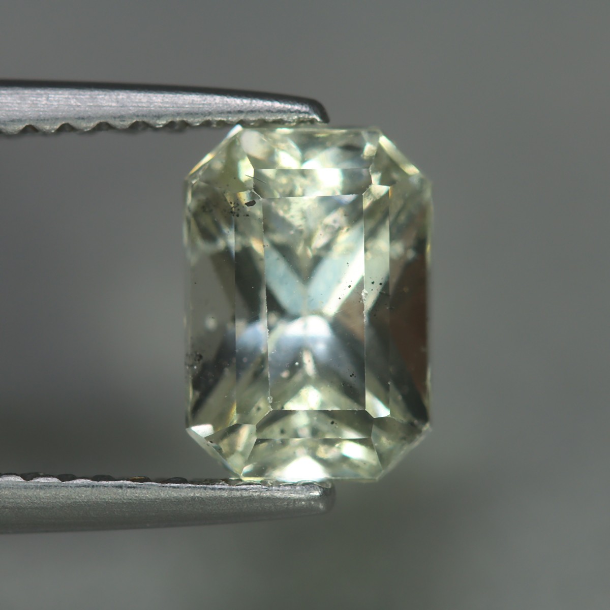 2.23 Cts_Pristine_Tanzania Mine_100 % Natural Unheated Mint Grossular Garnet