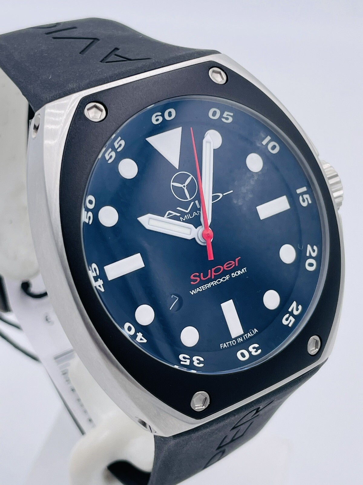 Avio Milano Steel Made in Italy 6495K/348 44mm Watch Brand New